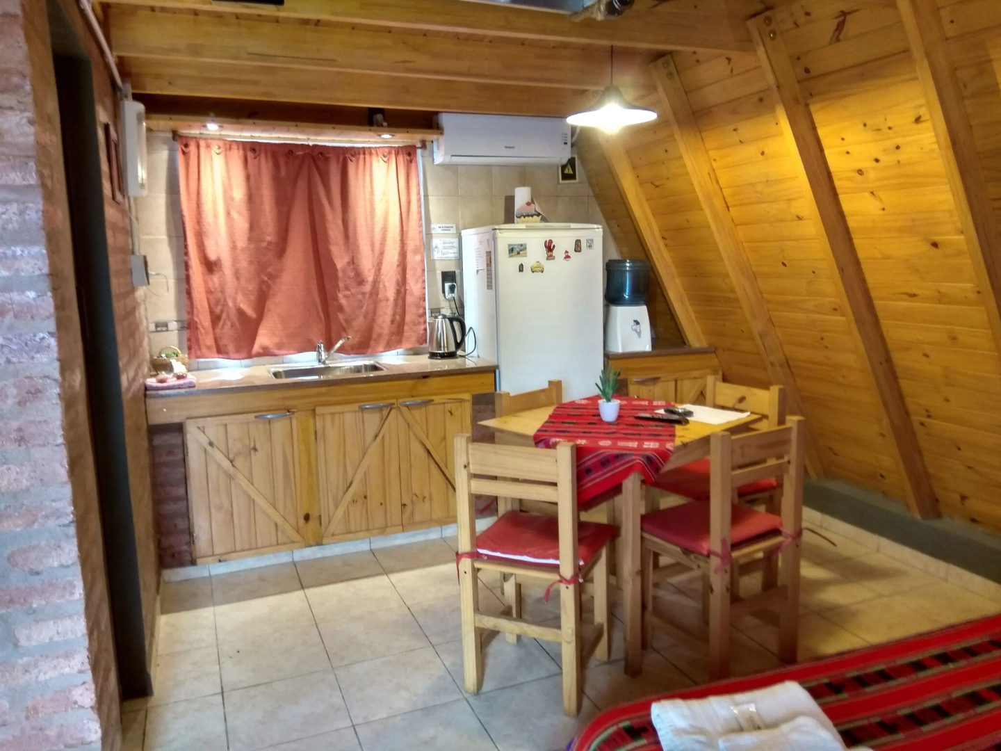 Hostal Quedate