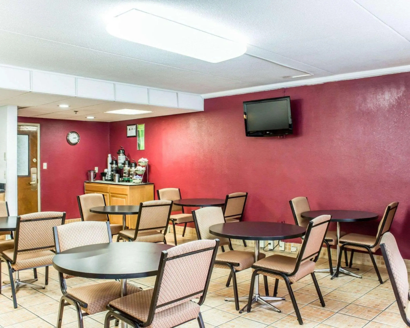Quality Inn & Suites Fayetteville