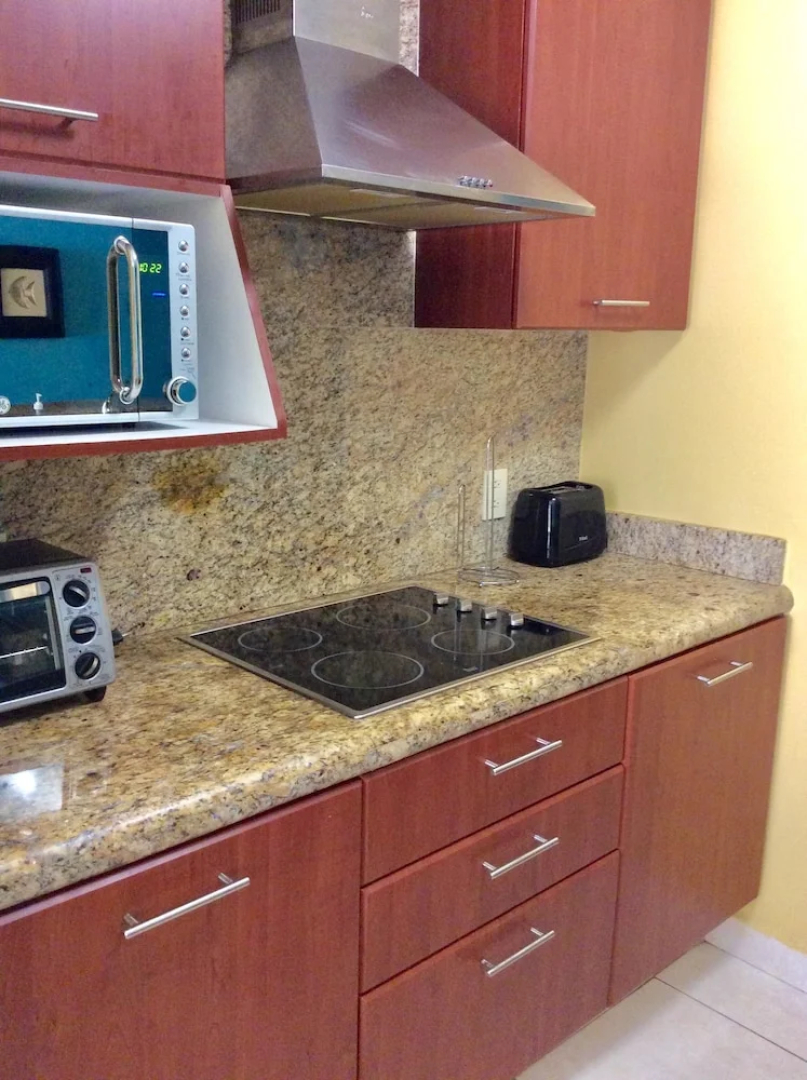 Villa Magna 1 Bedroom Tower 3 on 2nd Floor Oceanfront Sleep up to 4