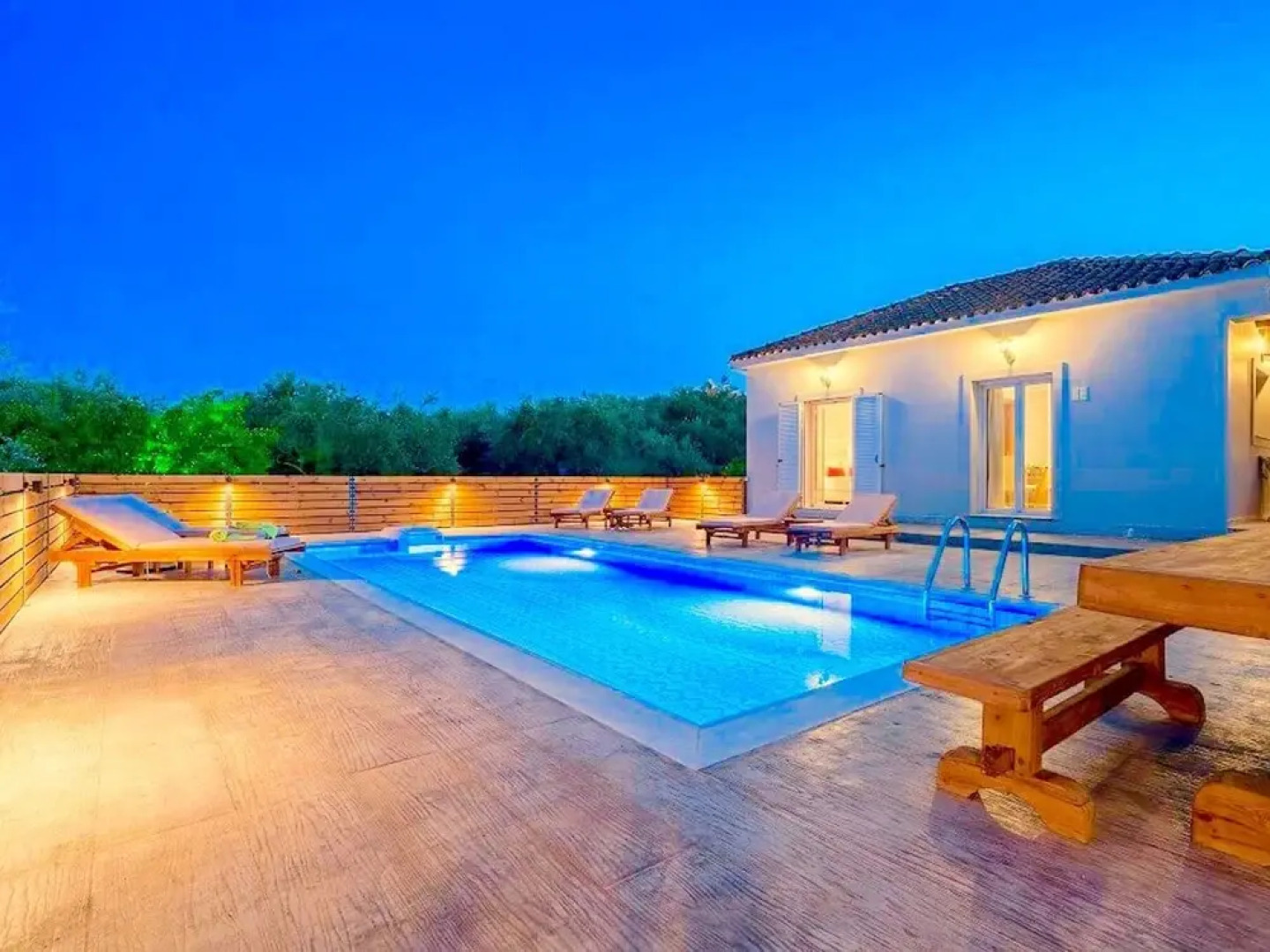 Stunning Villa in Galaro With Private Pool Near City Centre