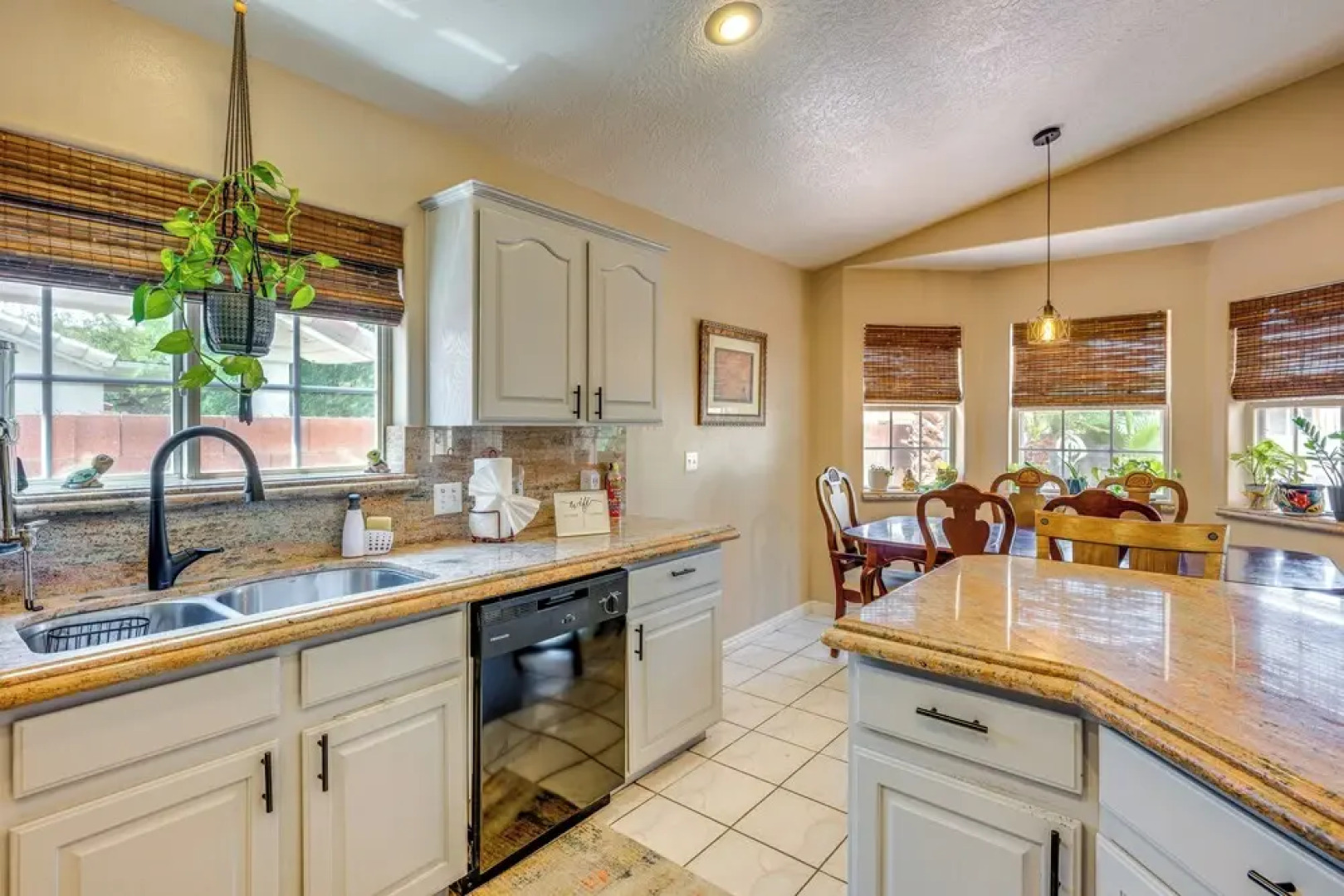 Spacious Mesquite Home ~ 3 Mi to Golf Courses!