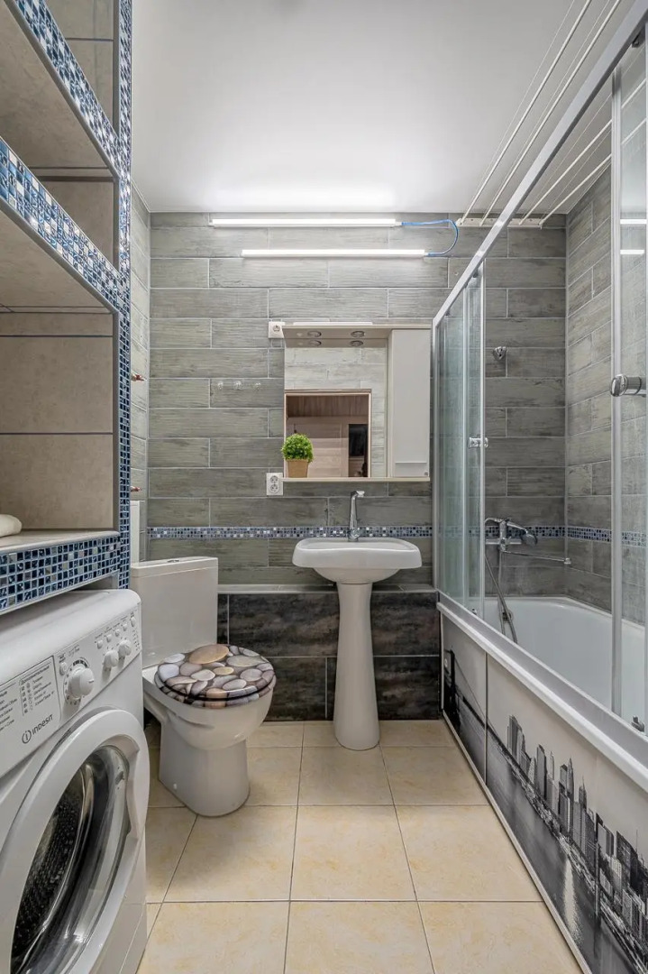 Хорошего дня на улице Александра Козицына 12