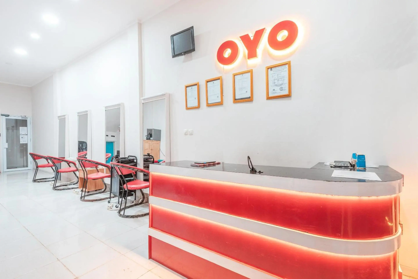 OYO 390 77 Residency