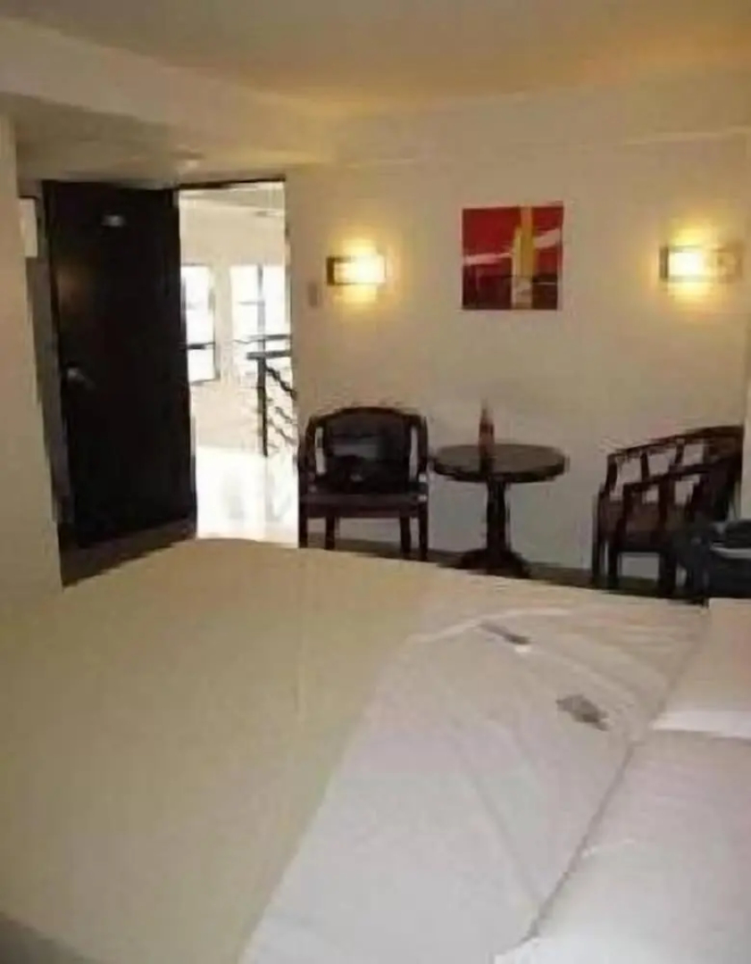 Toilena Room and Board