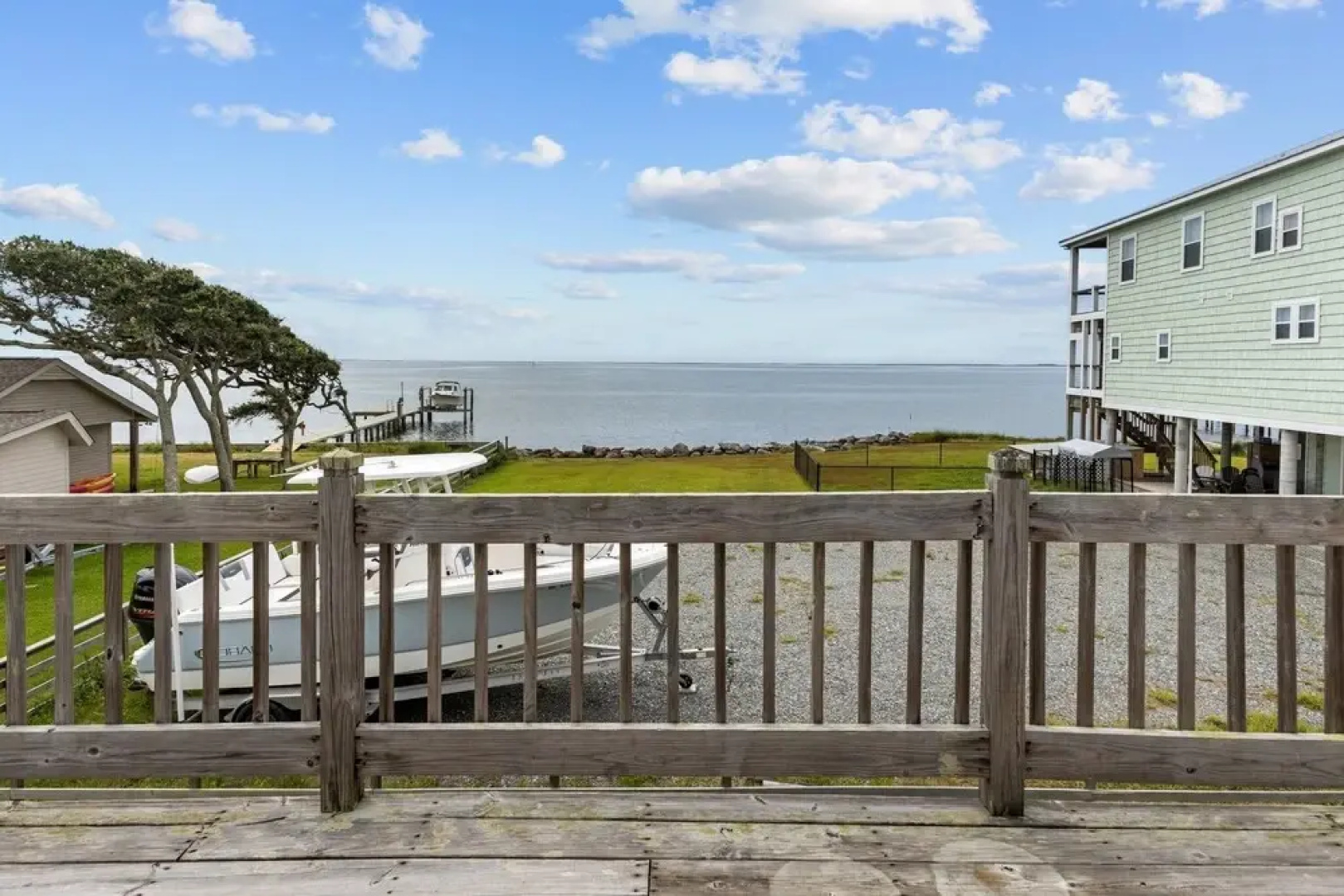 Coastal Tide 3 Bedroom Home by RedAwning