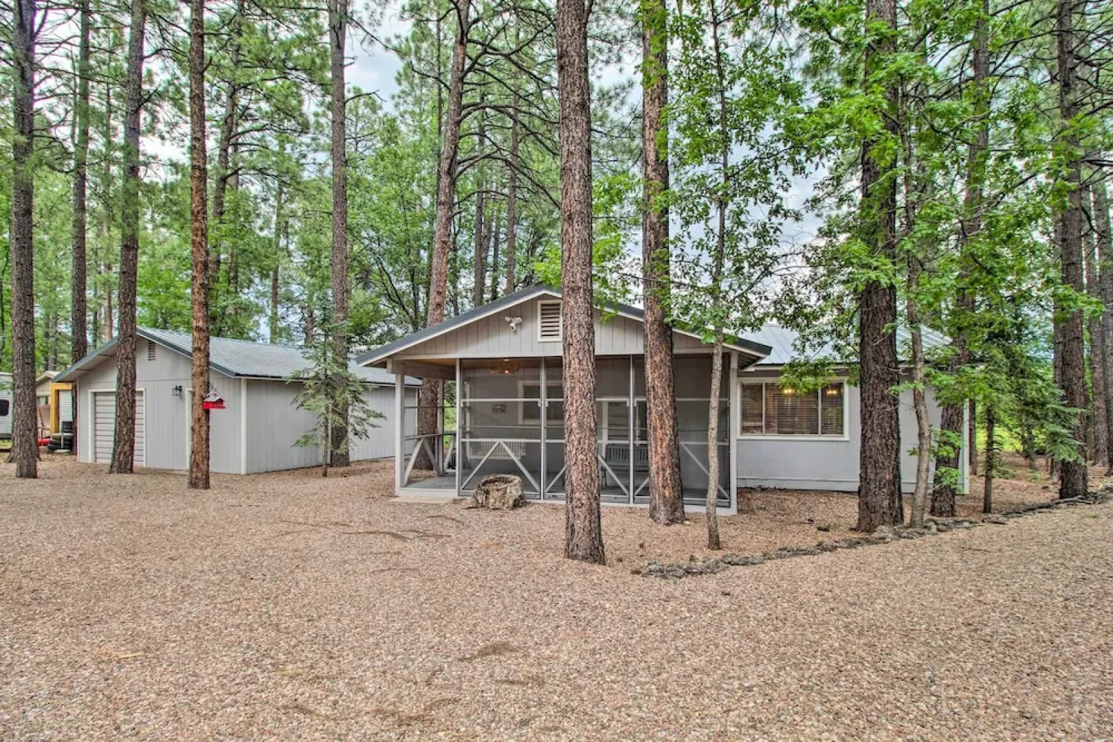 Bring a Pet: Pinetop Cabin w/ Game Room!