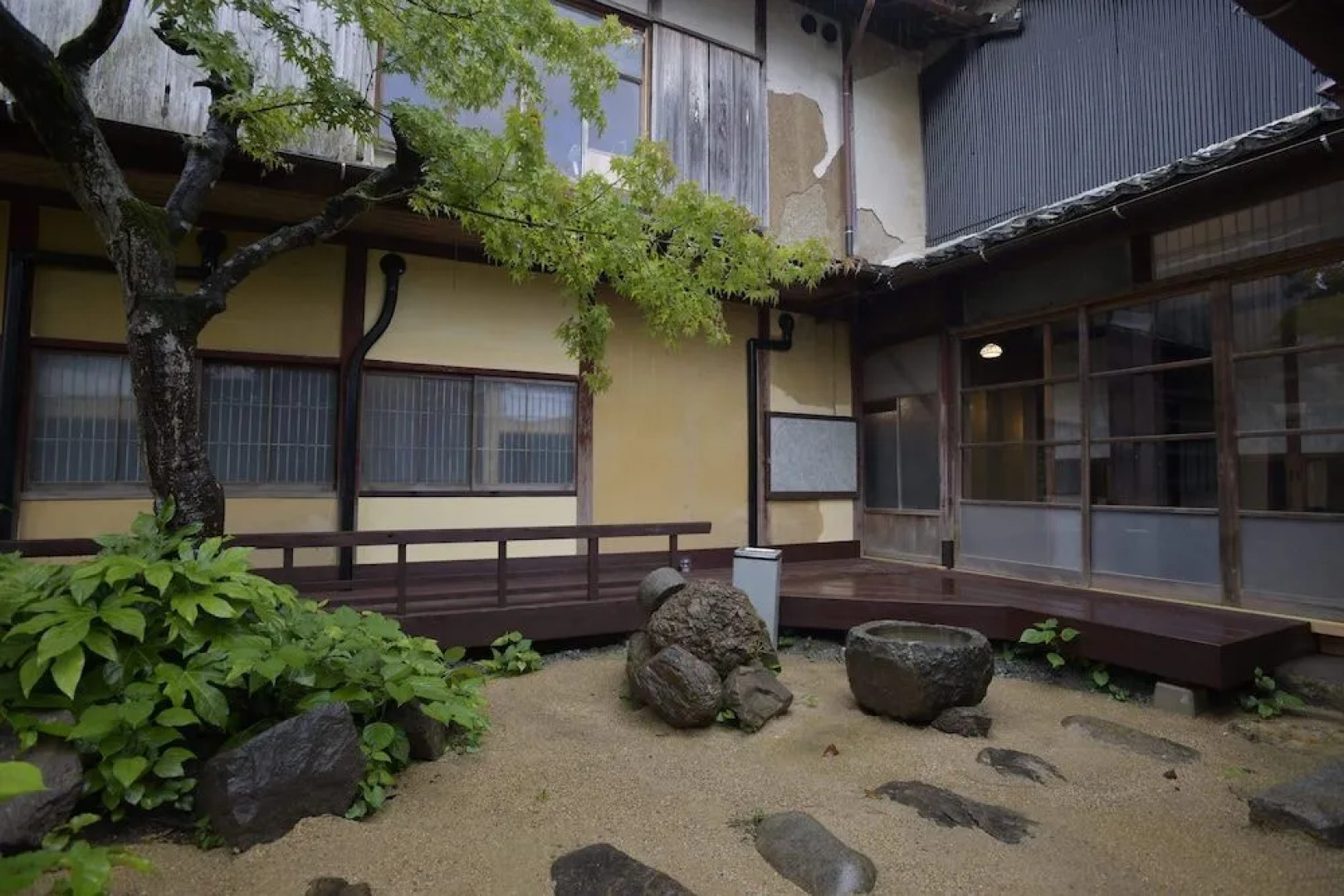 Sasayama guest house KOMEYA