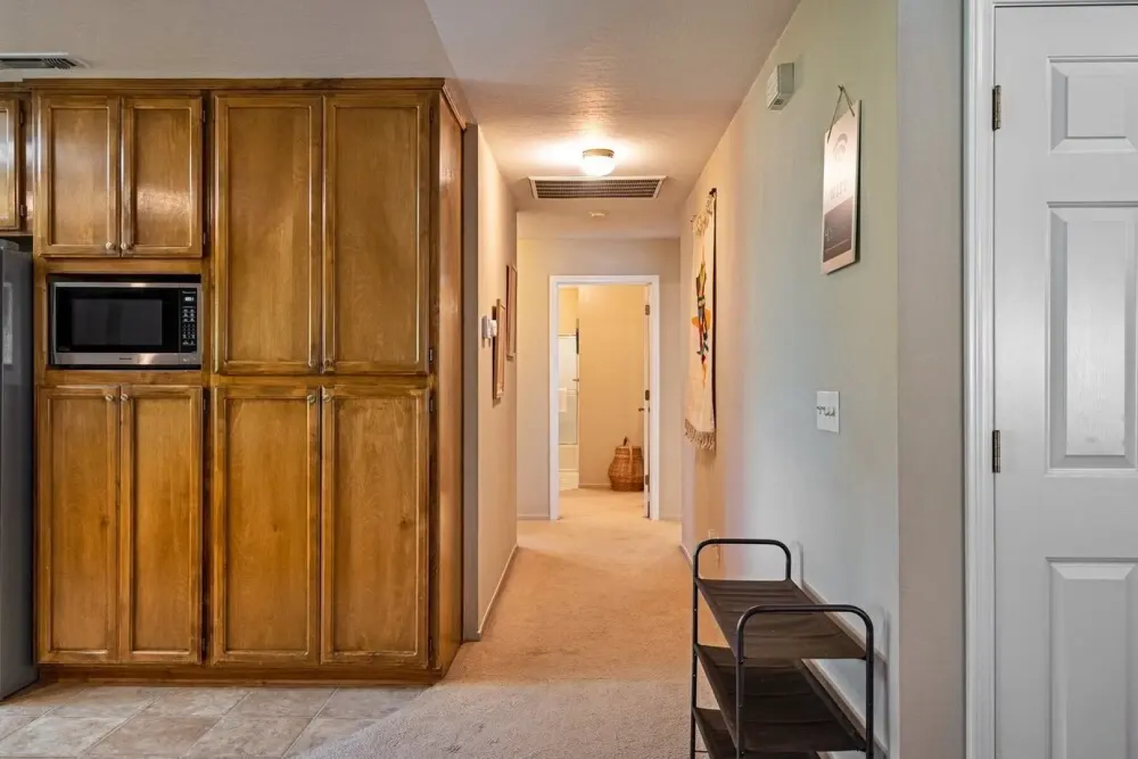 Wolf Den - Check out the Beach, Country Club, Golf Course Enjoy the Wifi, Central Heat and Air Conditioning. Near Yosemite by Redawning