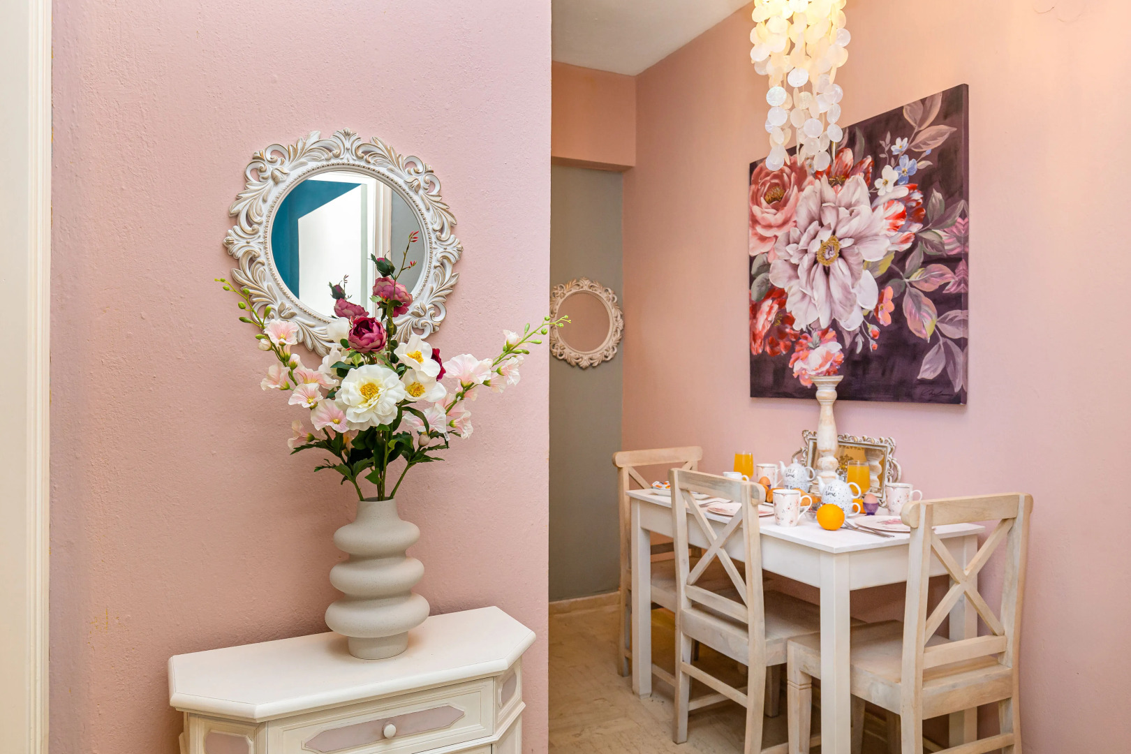 V.A. Boutique Apartments and Suites