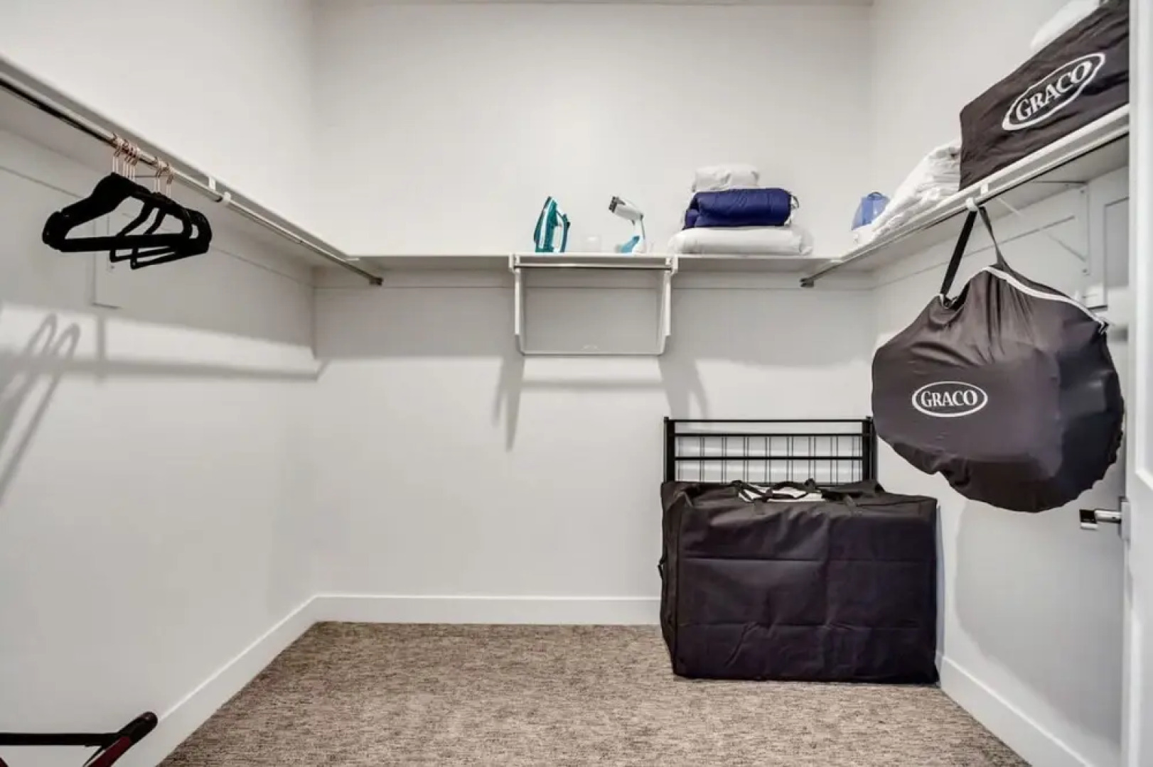 Family Friendly - 4th Story w Elevator - King Beds