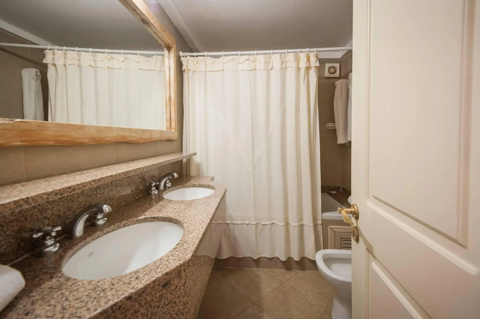 Carilo Palace Apart & Spa