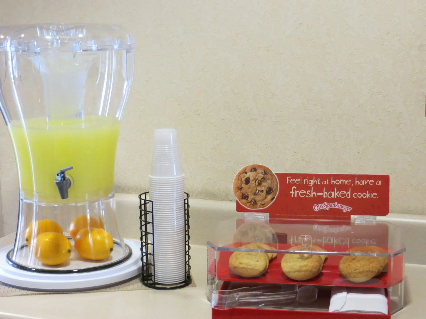 Best Western Plus First Coast Inn & Suites