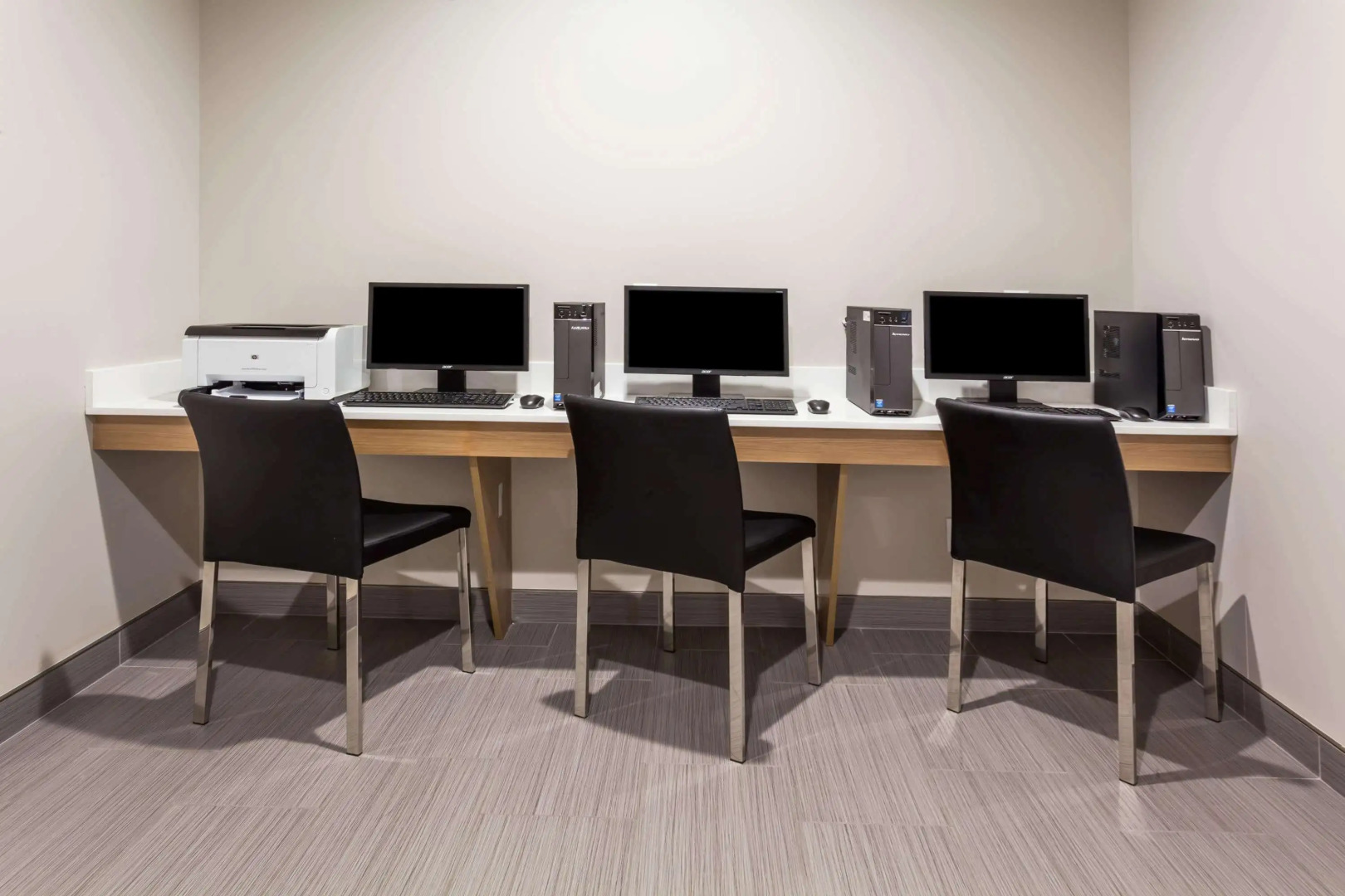 Microtel by Wyndham Casselman