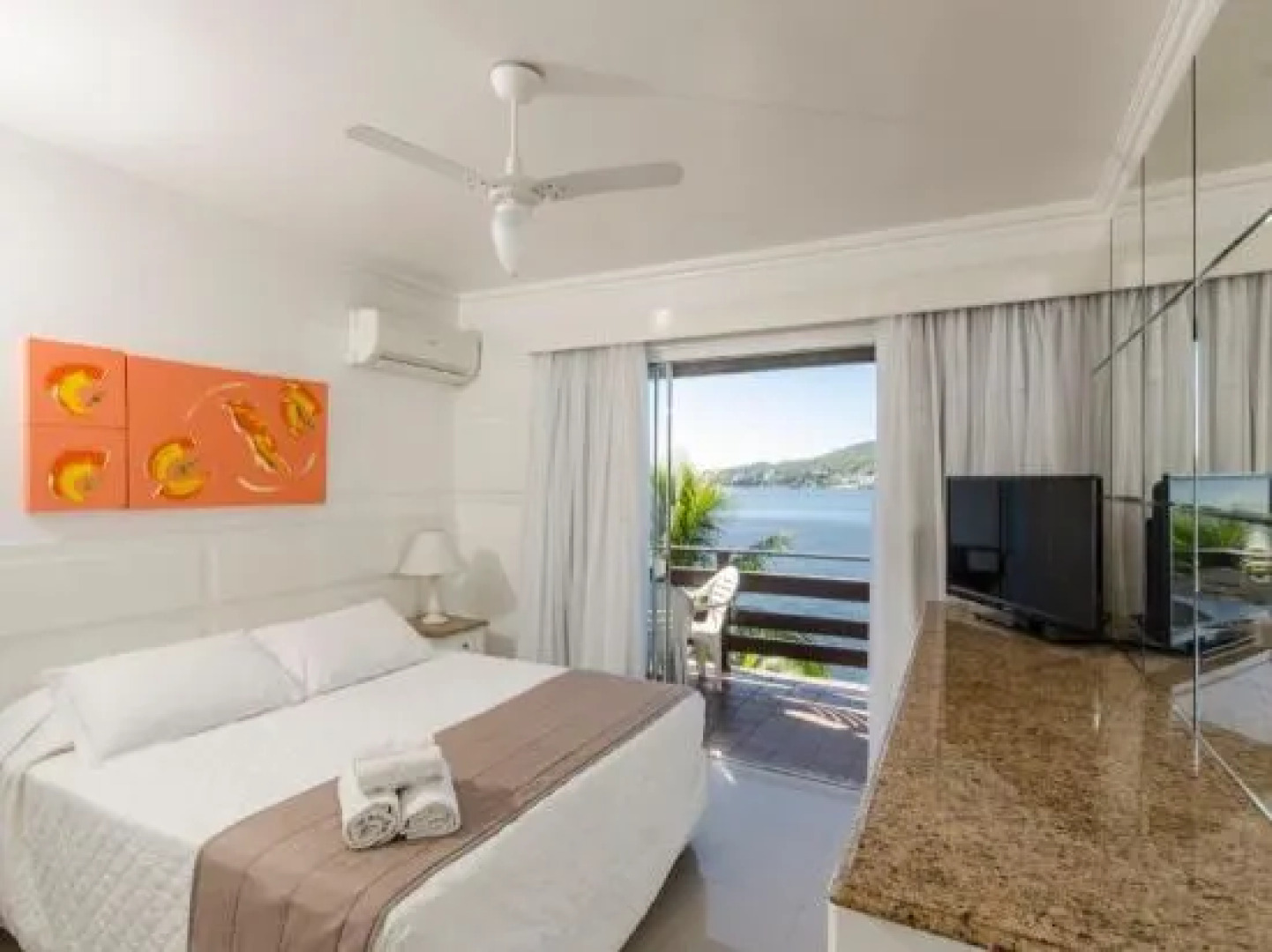 Bombinhas Tourist Apart Hotel