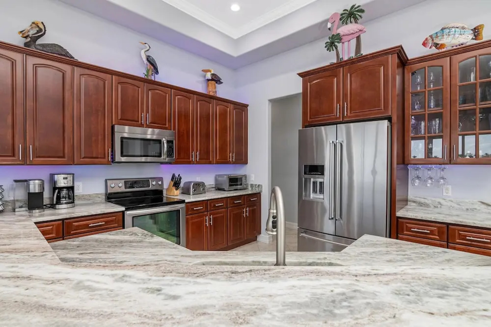 Waterfront Home With Pool, spa and 2nd Floor Balcony