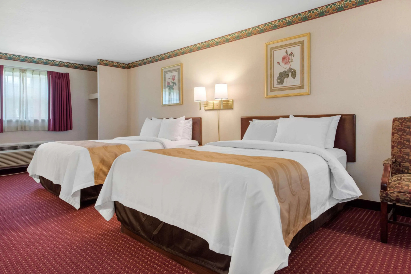 Quality Inn Breeze Manor