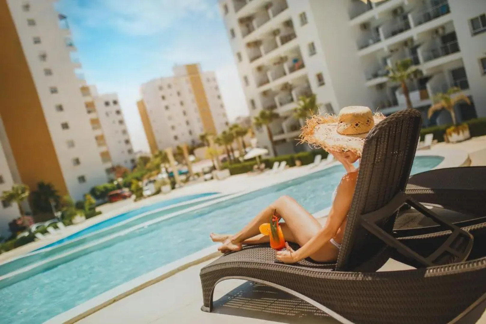 Modern Studio Sea View Apartment in Caesar Resort & Spa, Long Beach