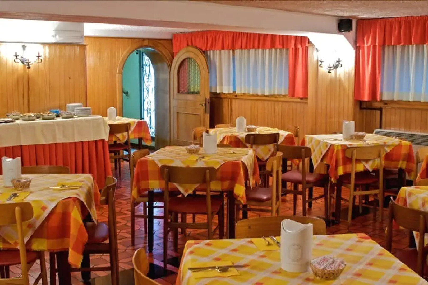 Hotel Adriana