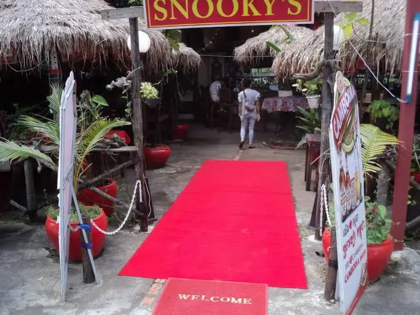 Snooky's Guest House Garden Bar and Restaurant