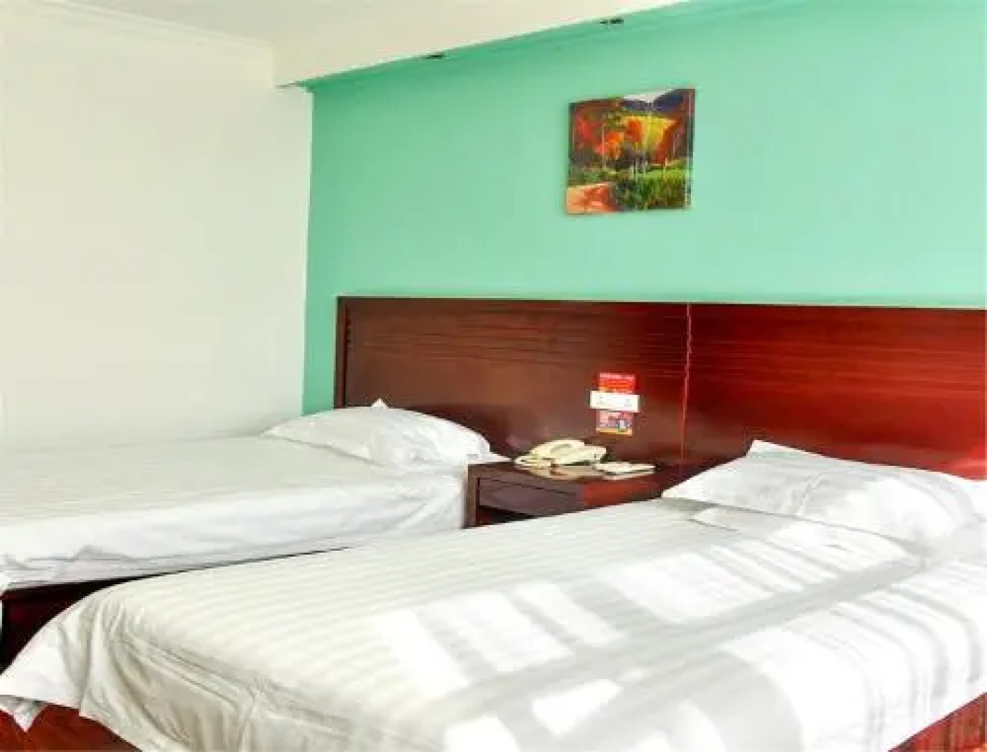 Dunhua Eastern Business Hotel