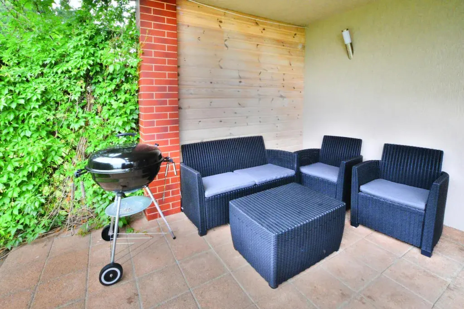 Holiday villa in the countryside, 150 m2, private pond, Swiecianowo