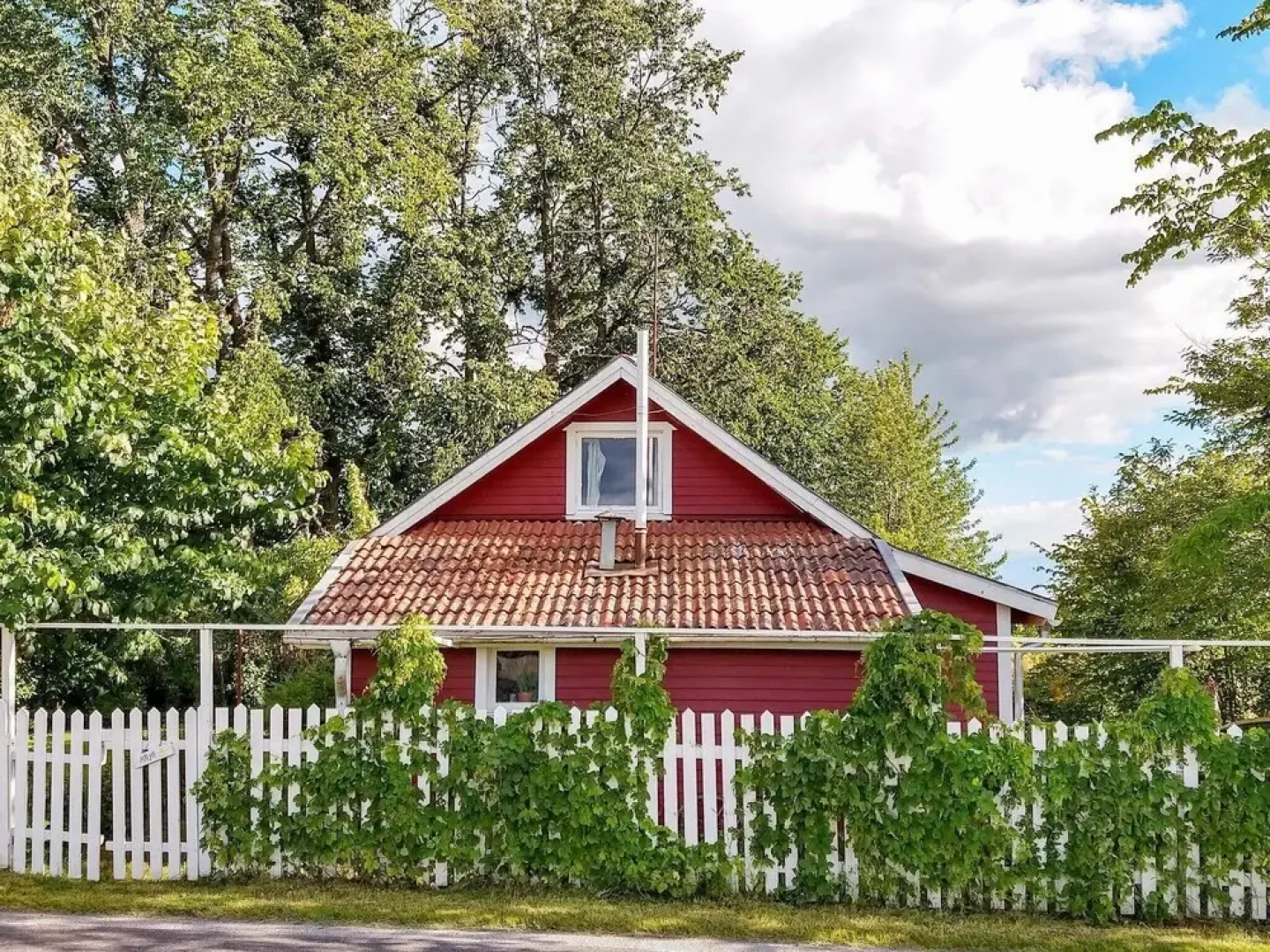 7 Person Holiday Home In Axvall