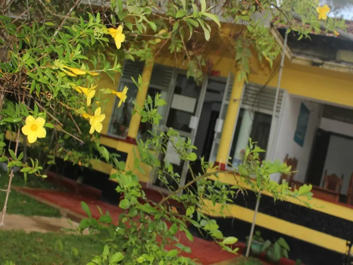 Ananda Home Stay and Restaurant
