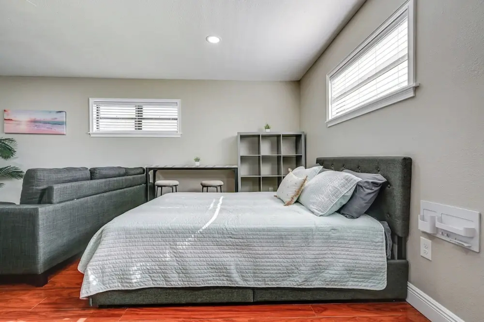2 Mi to Florida State Fairgrounds: Cozy Studio