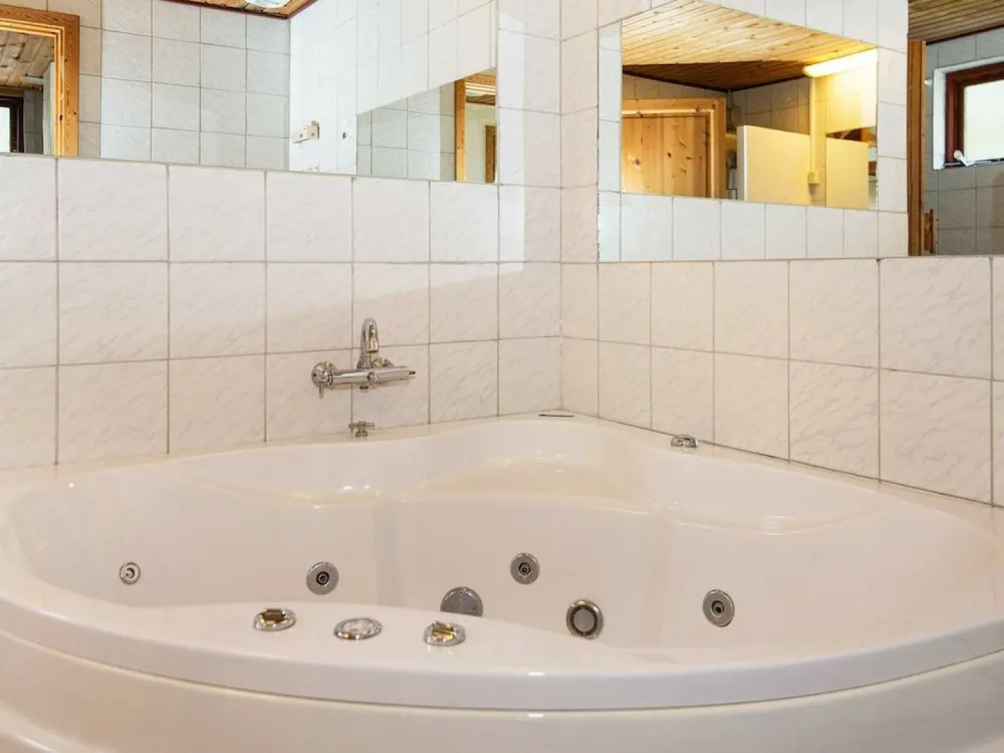 Spacious Holiday Home in Storvorde With Sea Nearby