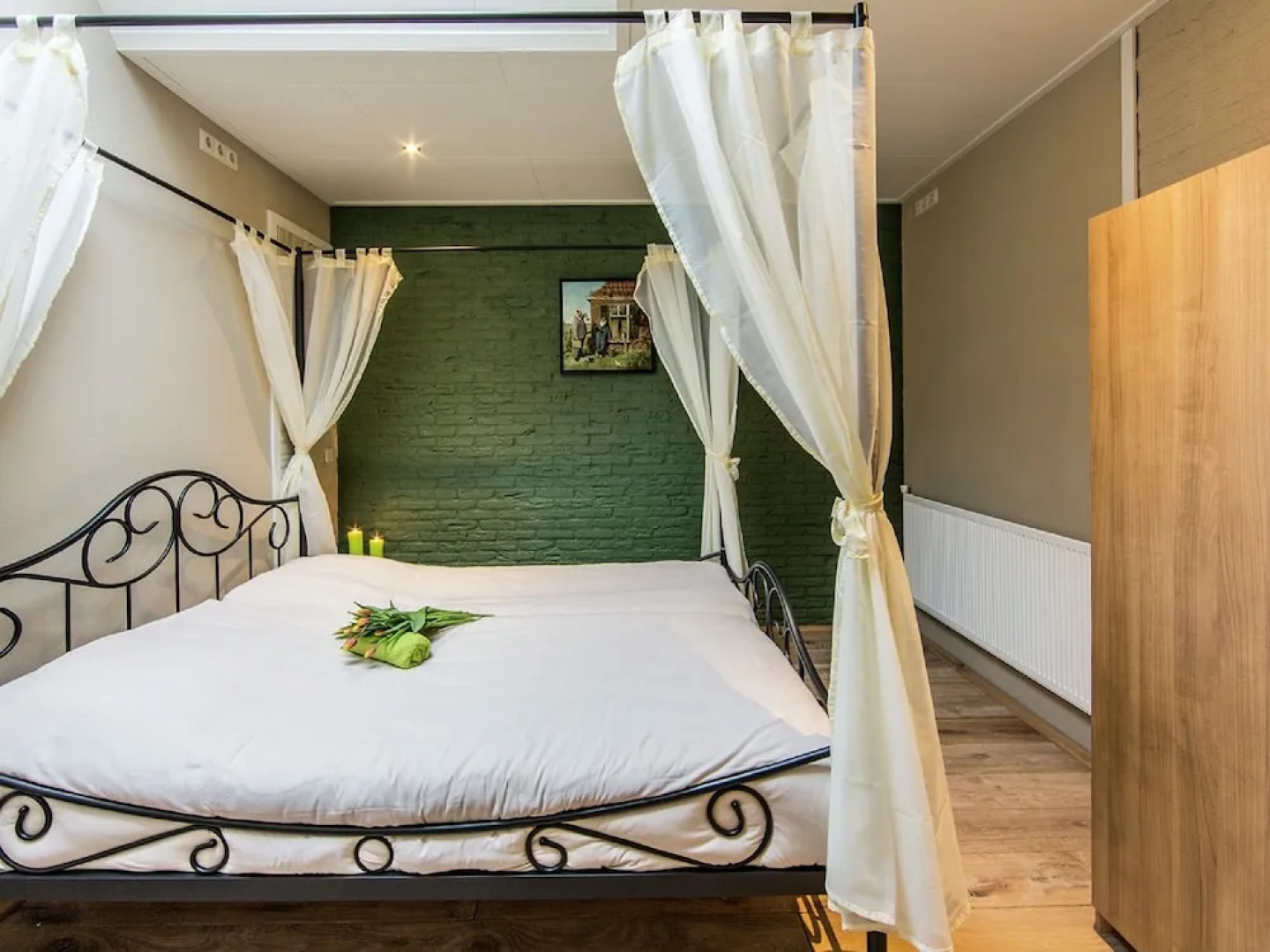 Cozy Home With Lots of Privacy, in the Forest