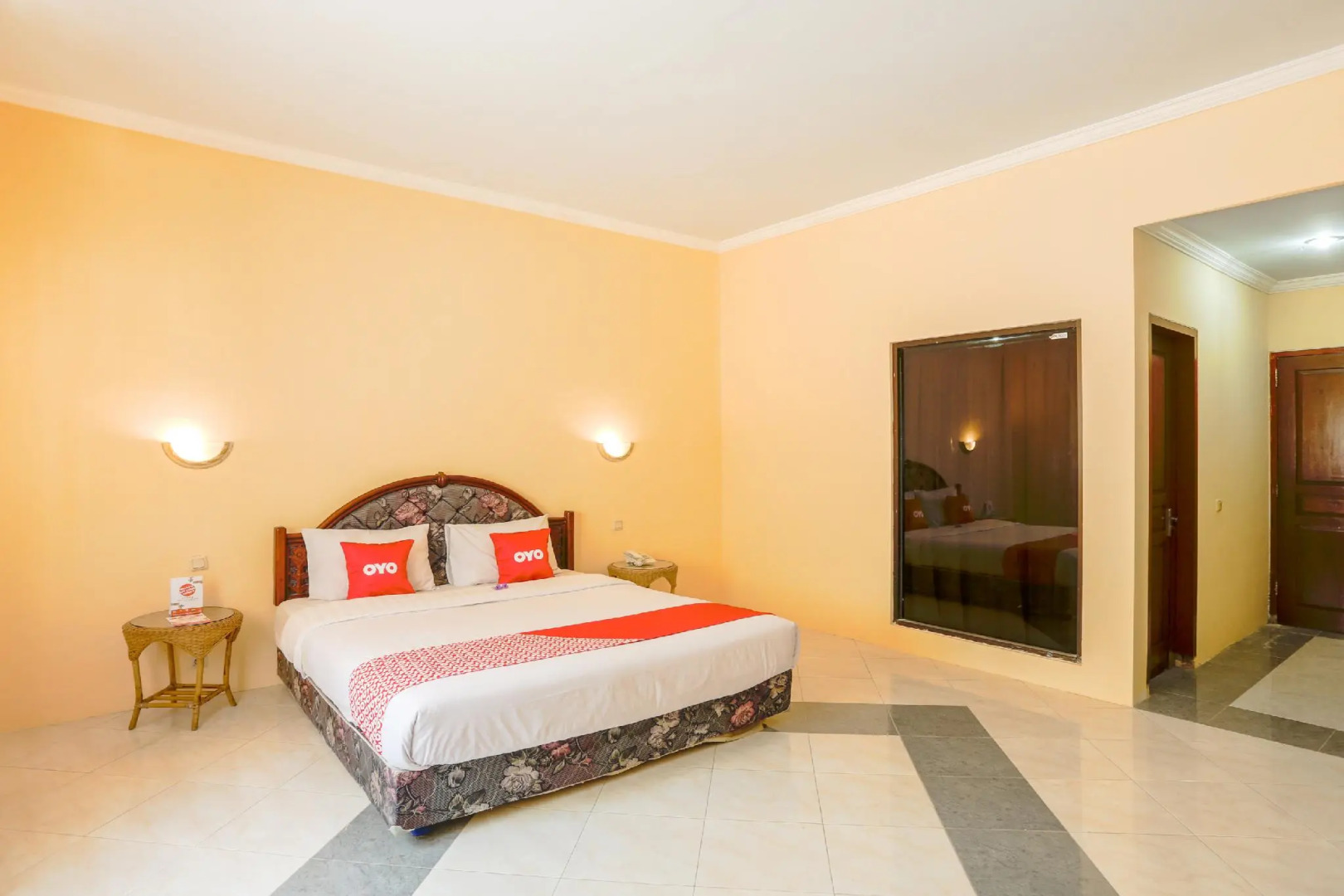 OYO 1732 Edotel Praya Syariah