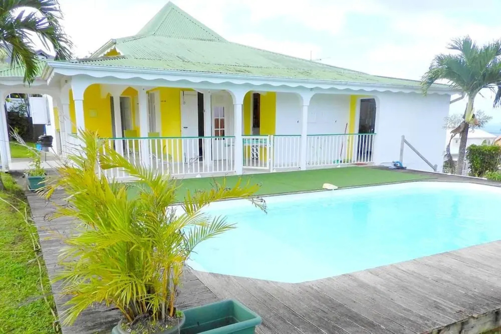 Villa With 2 Bedrooms in Sainte-rose, With Wonderful sea View, Private Pool, Enclosed Garden