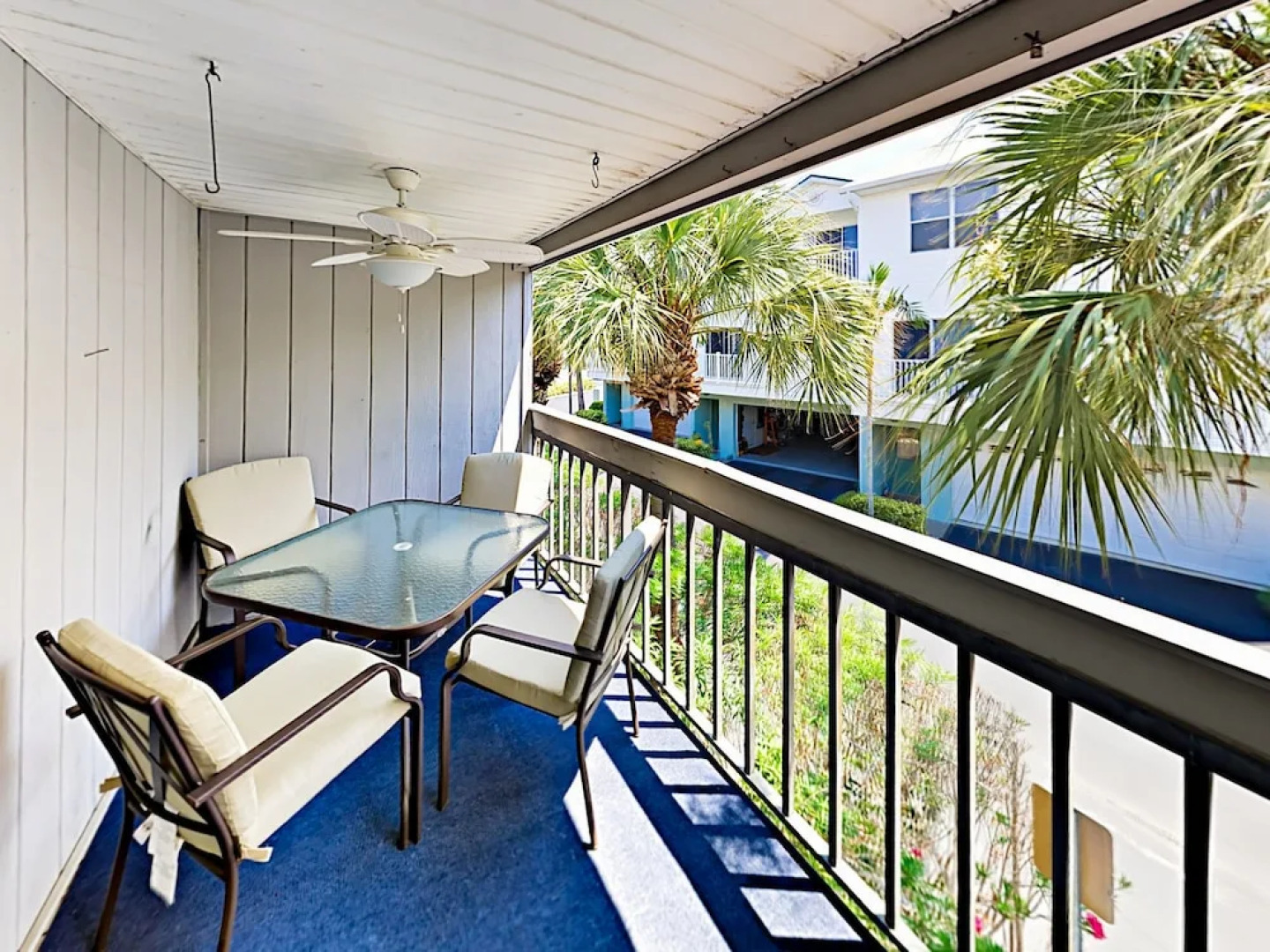 19823 Gulf Blvd Condo Unit 9 2 Bedrooms 2.5 Bathrooms Condo