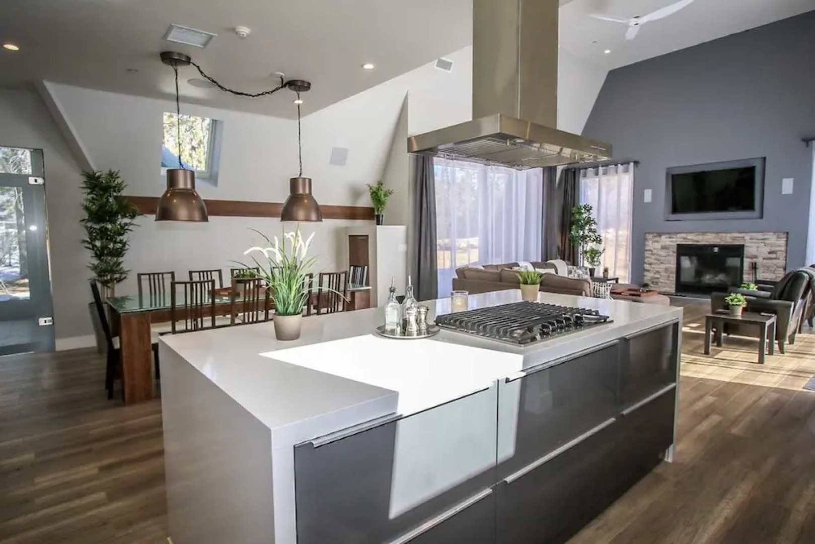 Glass Peak 1597 by RedAwning