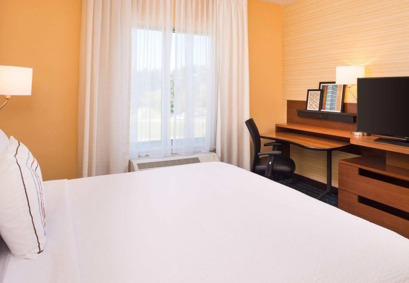 Fairfield Inn and Suites by Marriott Akron Stow
