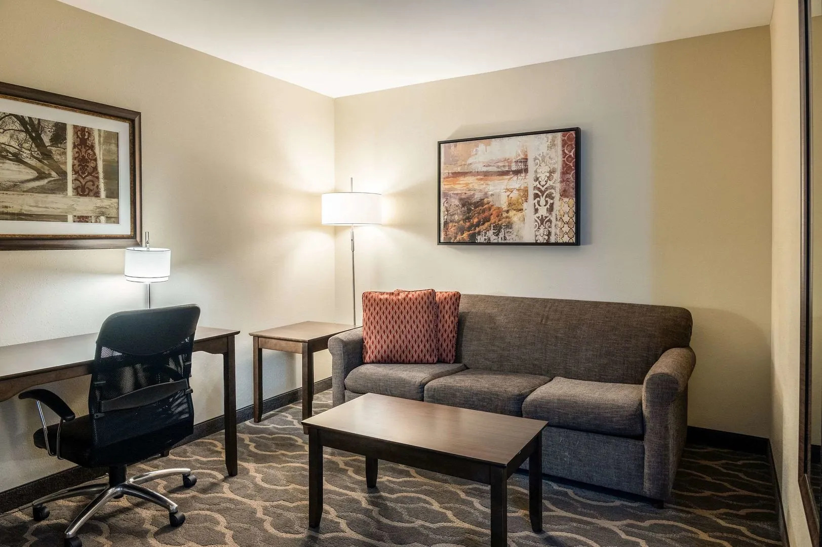 Country Inn & Suites by Radisson, Grandville-Grand Rapids West, MI