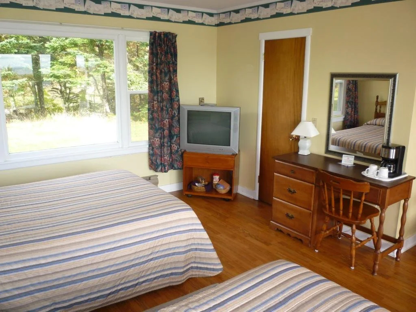 Atlantic View Motel and Cottages