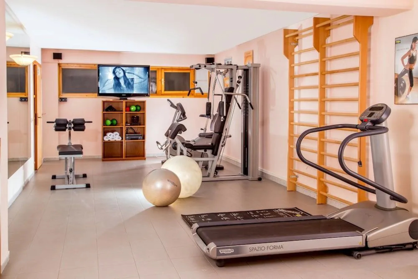 Valle del Buttero Hotel Residence