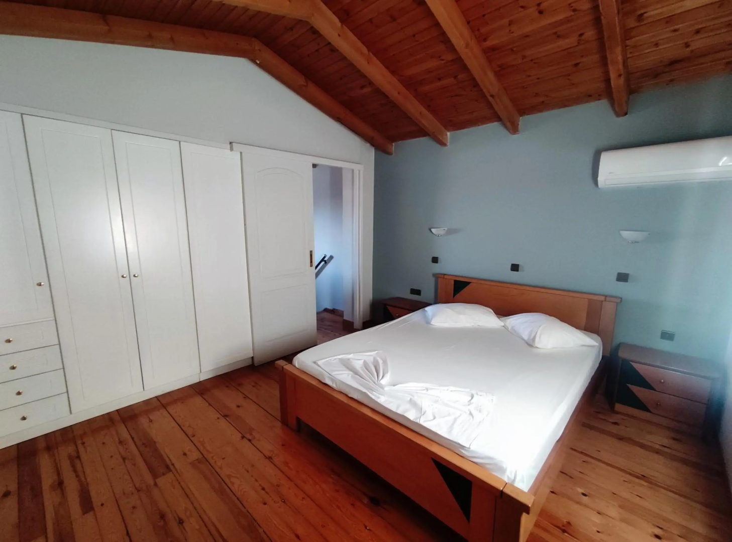 Hotel Athena