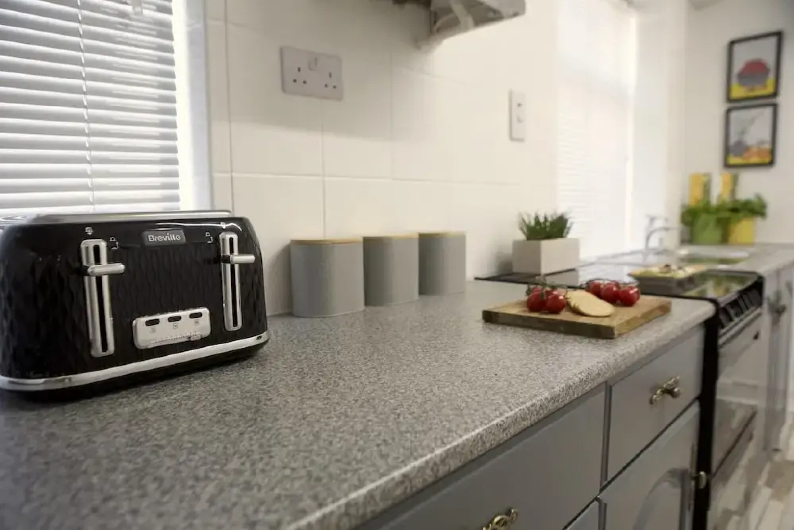 The Flintshire - North Wales - Sleeps Up To 9