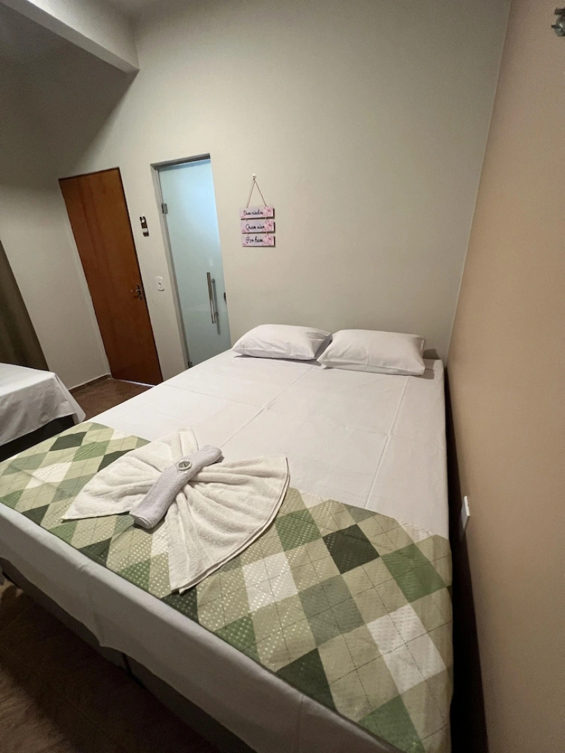 Hotel Paraiso - Fácil acesso as faculdades e FarmShow