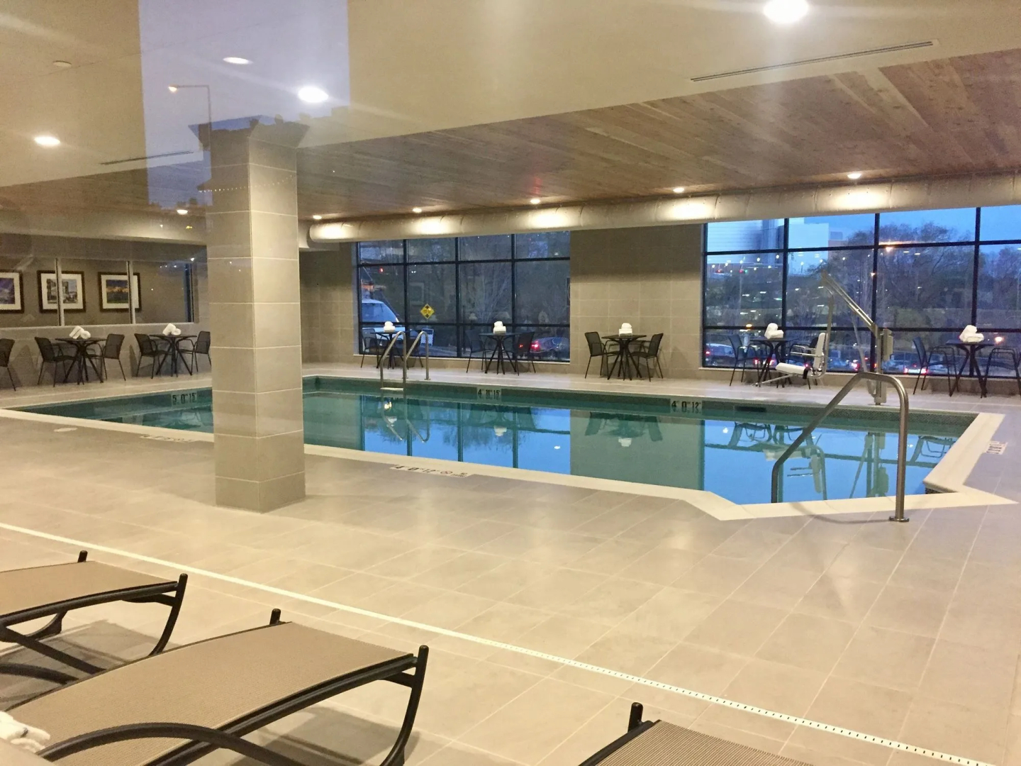 Hampton Inn & Suites Downtown St. Paul
