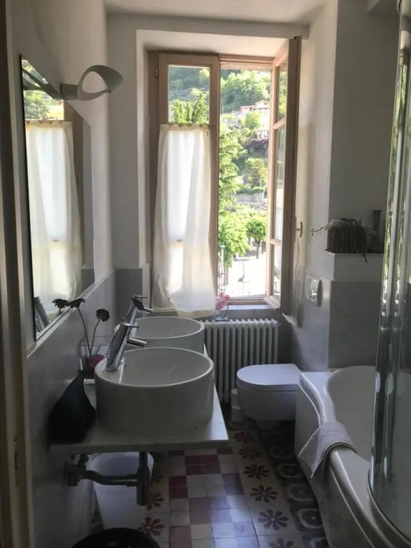 RL - Boutique Suites & Apartments