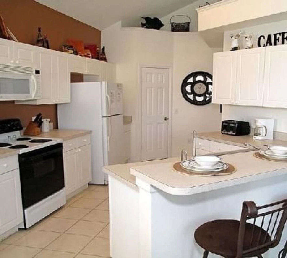 Windsor Palms Resort Homes, Townhomes & Condos