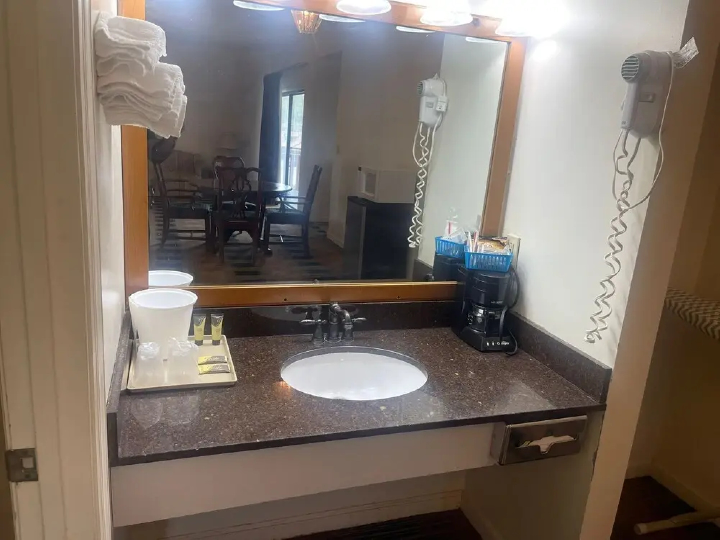 Knights Inn - Dillard