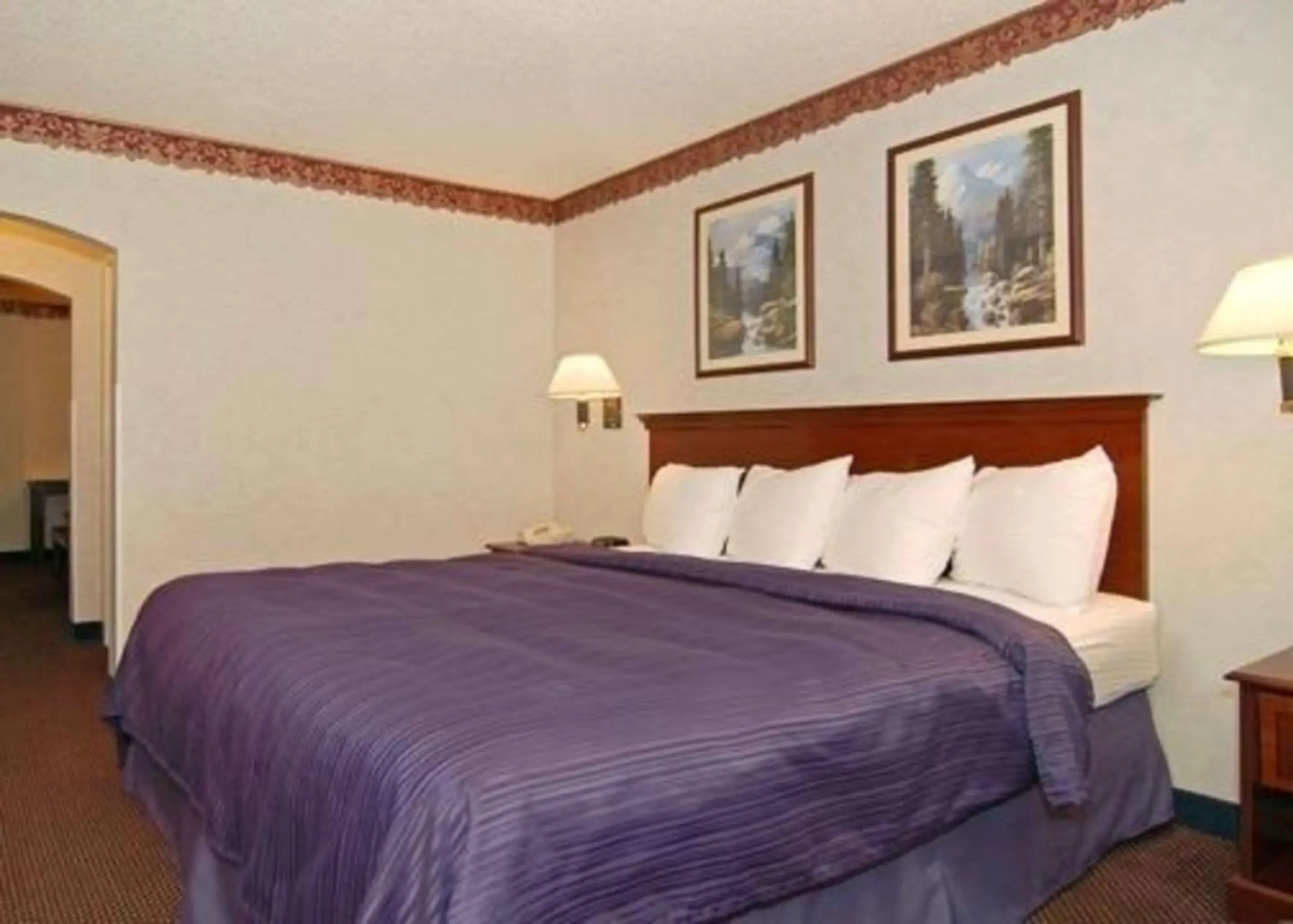 Quality Suites Albuquerque Airport