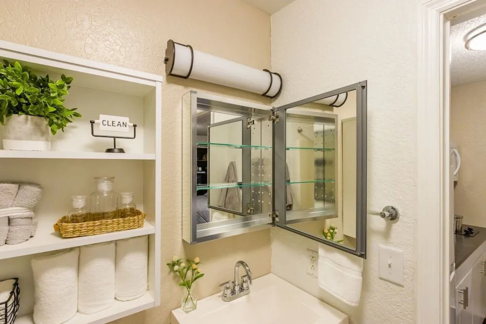 InTown Suites Extended Stay Atlanta GA - Marietta Roswell Rd