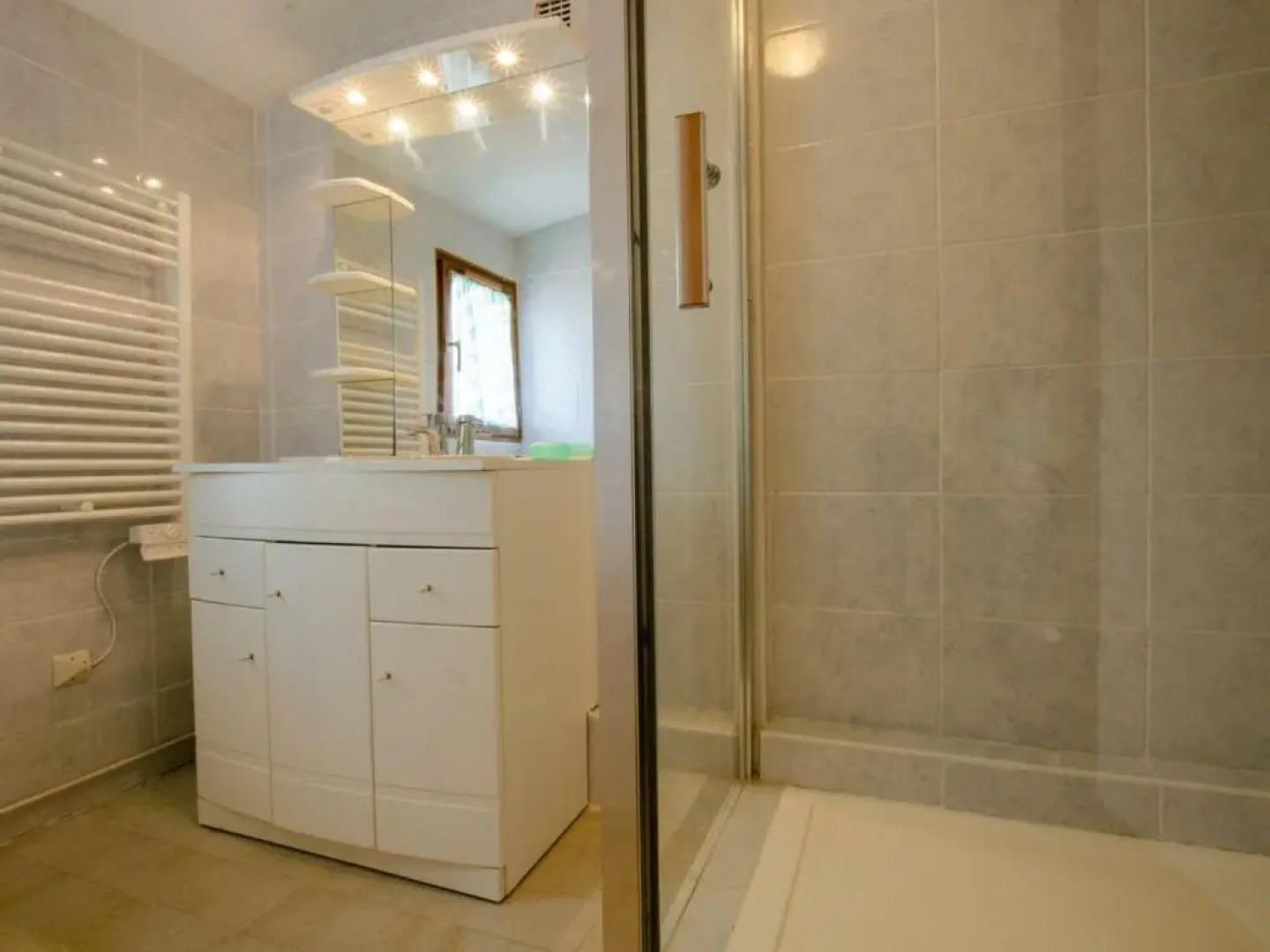 Gîte Saint-Parres-aux-Tertres, 3 pièces, 6 personnes - FR-1-543-202