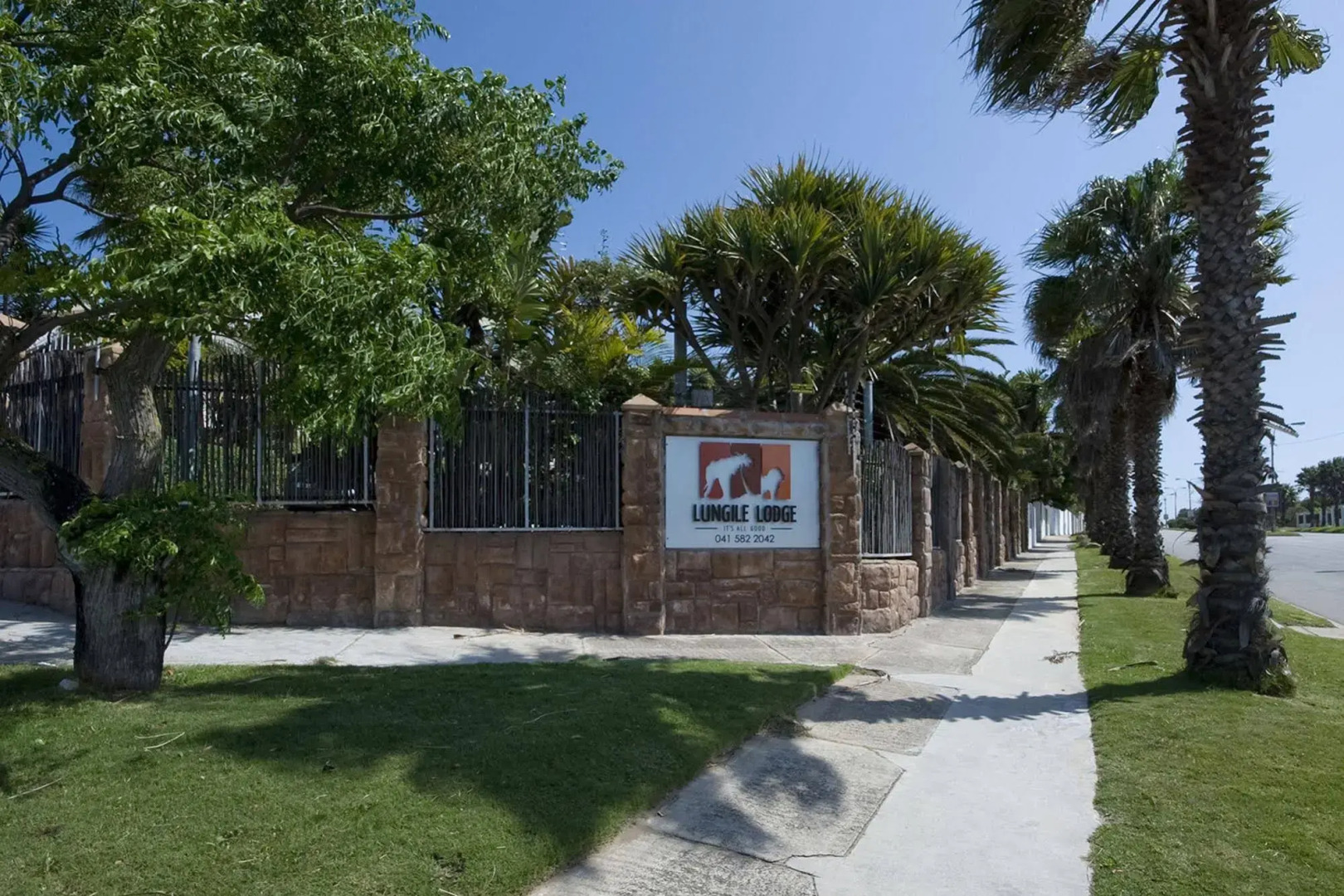 Lungile Backpackers Lodge