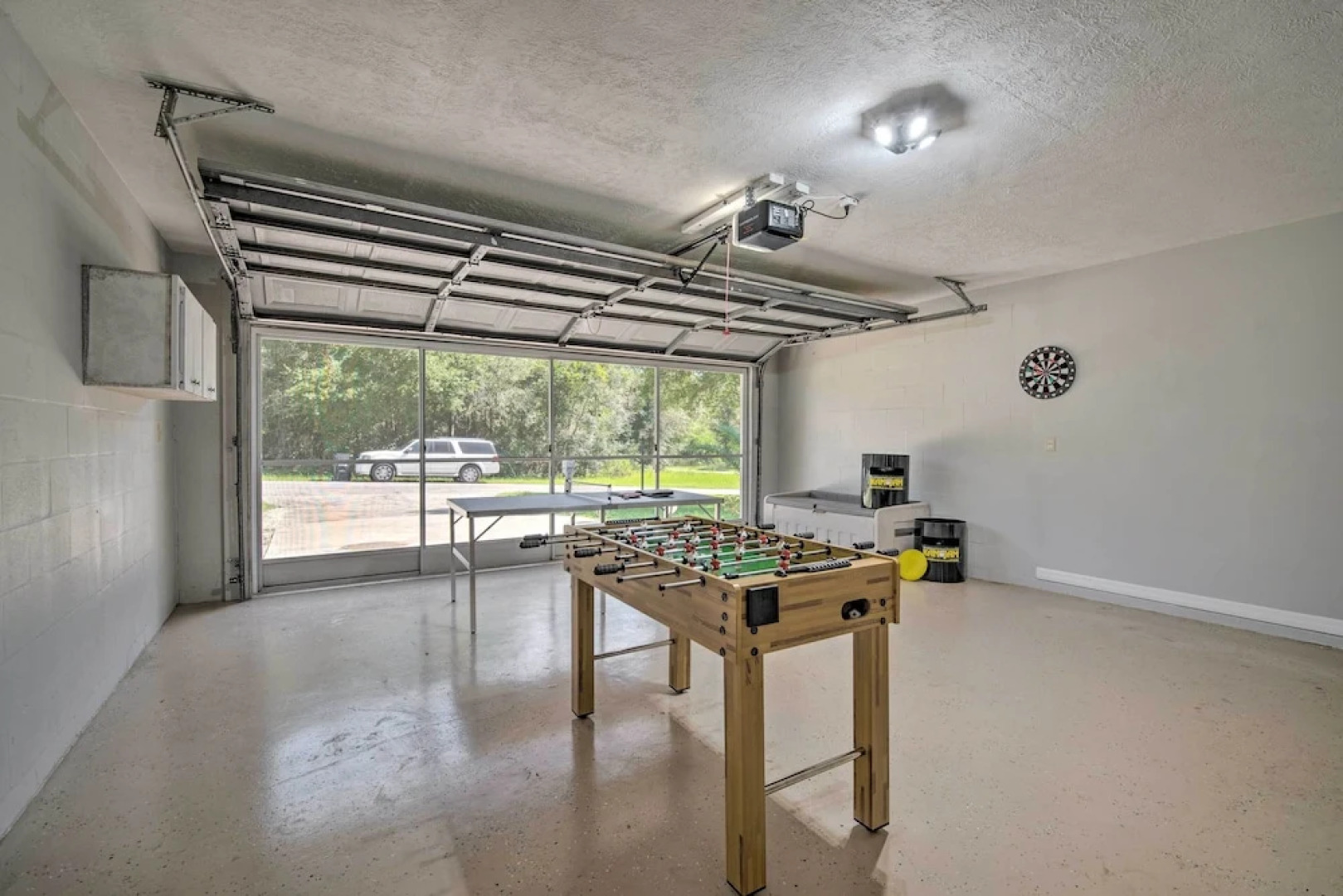 Welcoming Citrus Springs Home w/ Heated Pool